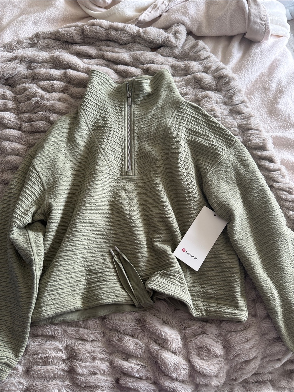 Lululemon textured 1/2 zip pullover